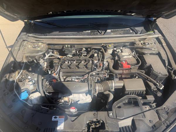 2025 Honda Accord Hybrid Sport-L Sedan Front Wheel Drive CVT — photo 10