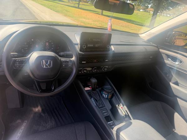 2025 Honda Accord Hybrid Sport-L Sedan Front Wheel Drive CVT — photo 5