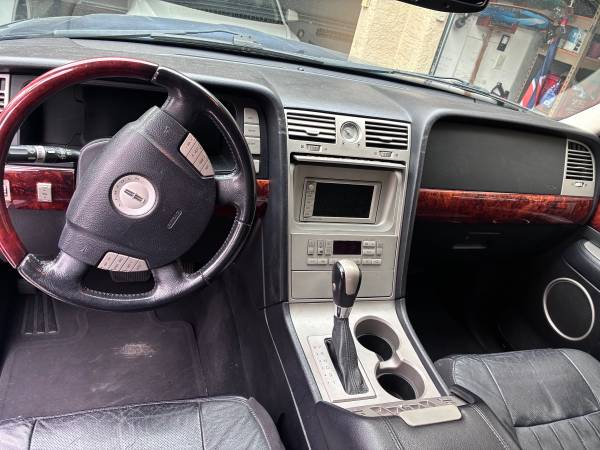 2003 Lincoln Navigator Base 4x4 Automatic — photo 7