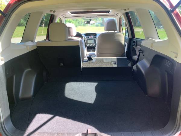 2017 Subaru Forester 2.5i Premium — photo 9
