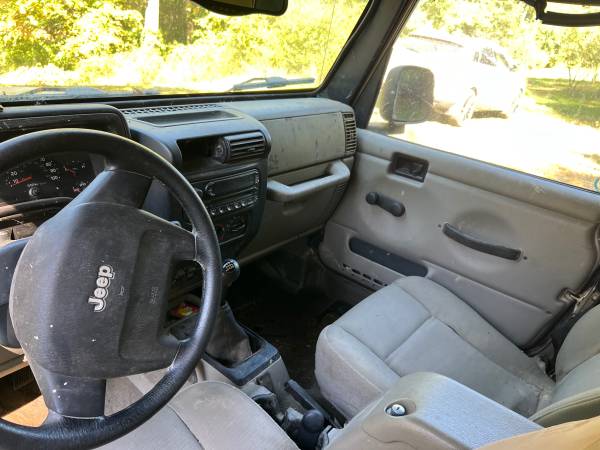 2006 Jeep Wrangler X 2dr 4x4 Manual — photo 9
