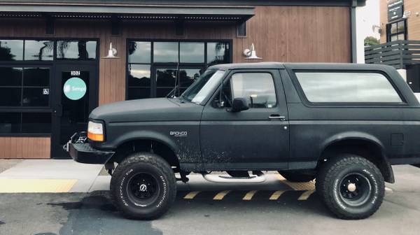 1995 Ford Bronco Base — photo 4