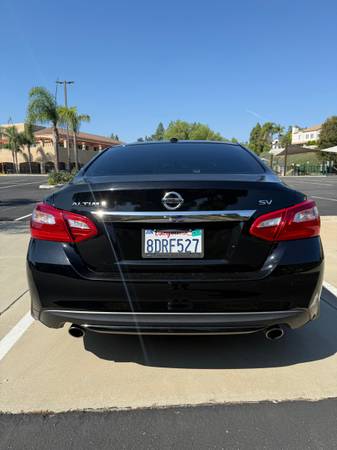 2017 Nissan Altima 2.5 SV 4dr Sedan 2017.5 CVT — photo 6