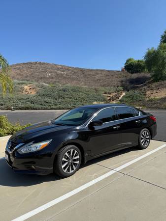 2017 Nissan Altima 2.5 SV 4dr Sedan 2017.5 CVT — photo 11