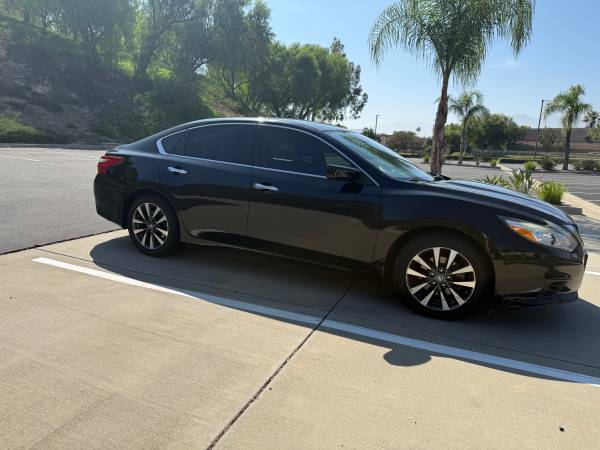 2017 Nissan Altima 2.5 SV 4dr Sedan 2017.5 CVT — photo 3