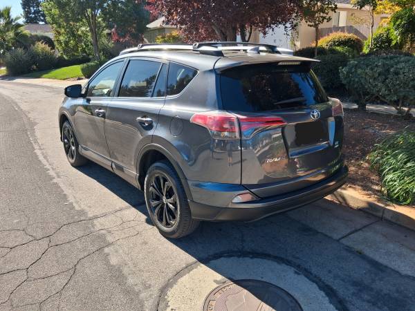 2016 Toyota Rav4 SE 4dr All-wheel Drive Automatic — photo 7