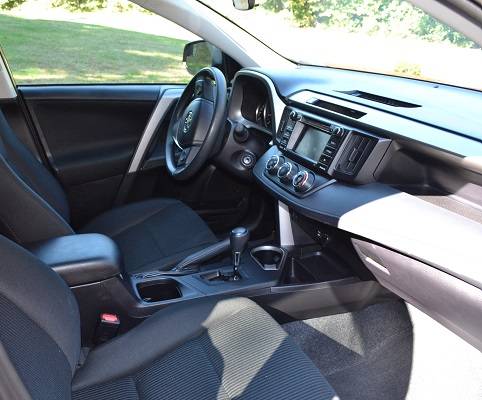 2016 Toyota Rav4 SE 4dr All-wheel Drive Automatic — photo 9