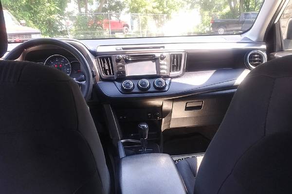 2016 Toyota Rav4 SE 4dr All-wheel Drive Automatic — photo 8
