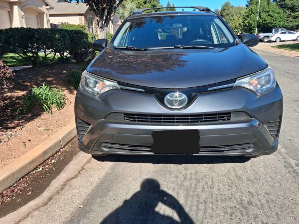 2016 Toyota Rav4 SE 4dr All-wheel Drive Automatic — photo 2