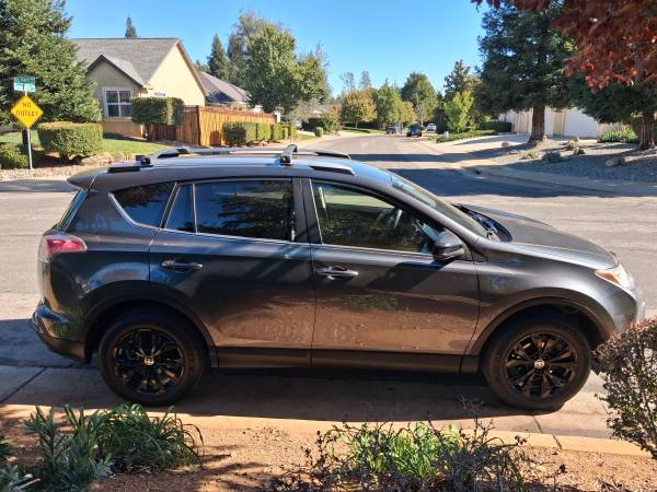 2016 Toyota Rav4 SE 4dr All-wheel Drive Automatic — photo 5