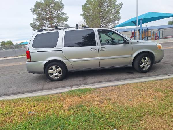 2008 Chevrolet Uplander LT — photo 4
