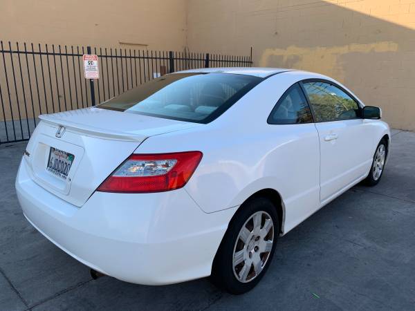 2009 Honda Civic LX — photo 2