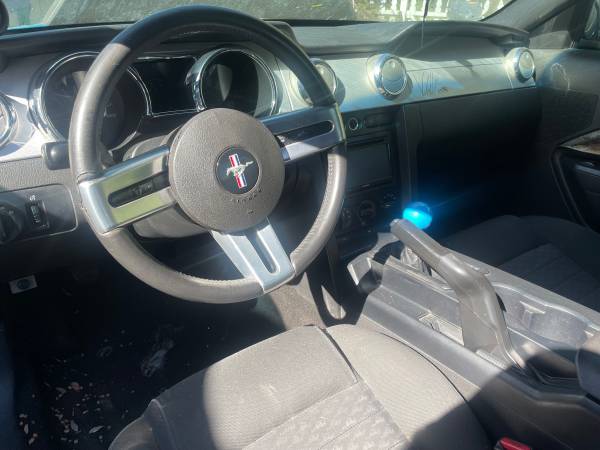 2006 Ford Mustang GT 2dr Coupe Manual — photo 4