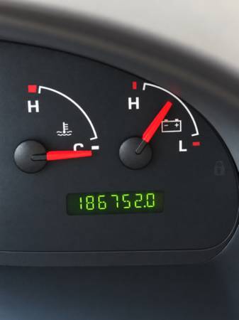 2005 Ford E 350 Super Duty Commercial Extended Cargo Van Automatic — photo 5