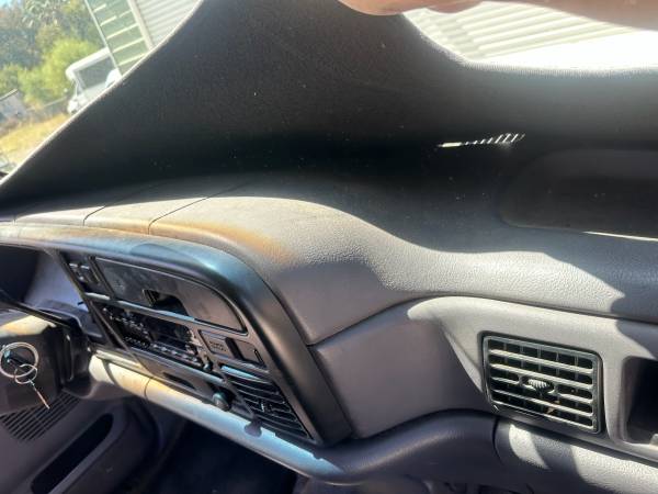 1997 Dodge RAM 2500 Base 2dr ST Extended Cab LB — photo 10