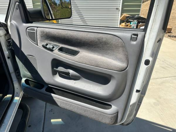 1997 Dodge RAM 2500 Base 2dr ST Extended Cab LB — photo 11
