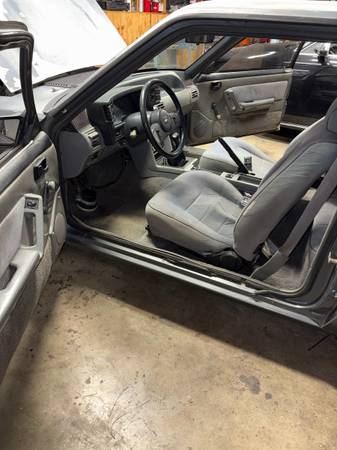 1988 Ford Mustang LX 2dr Coupe — photo 10