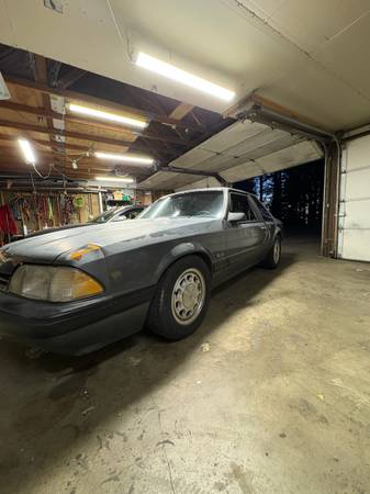 1988 Ford Mustang LX 2dr Coupe — photo 4