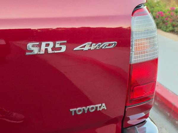 1999 Toyota 4runner SR5 V6 4dr 4x4 Automatic — photo 9