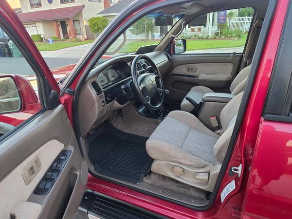 1999 Toyota 4runner SR5 V6 4dr 4x4 Automatic — photo 11