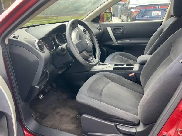 2010 Nissan Rogue S — photo 2