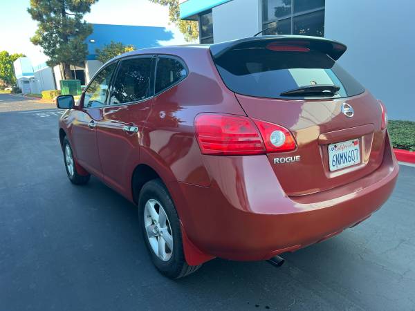 2010 Nissan Rogue S — photo 8