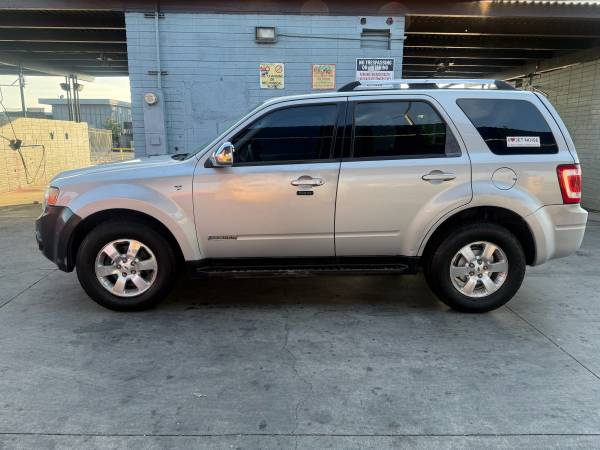 2008 Ford Escape Limited 4dr Front-wheel Drive Automatic — photo 2