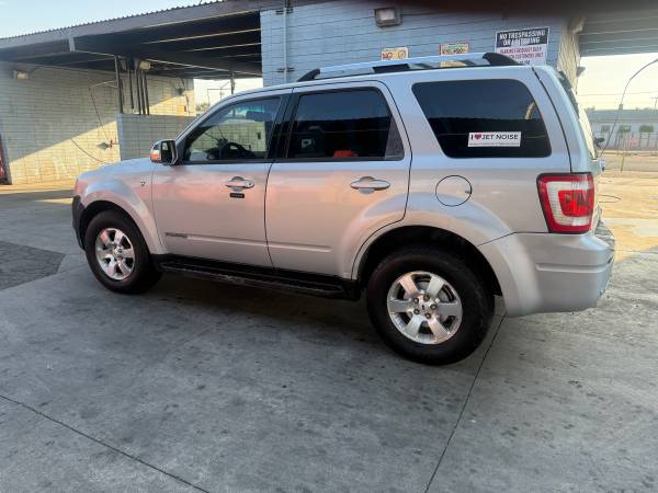 2008 Ford Escape Limited 4dr Front-wheel Drive Automatic — photo 3