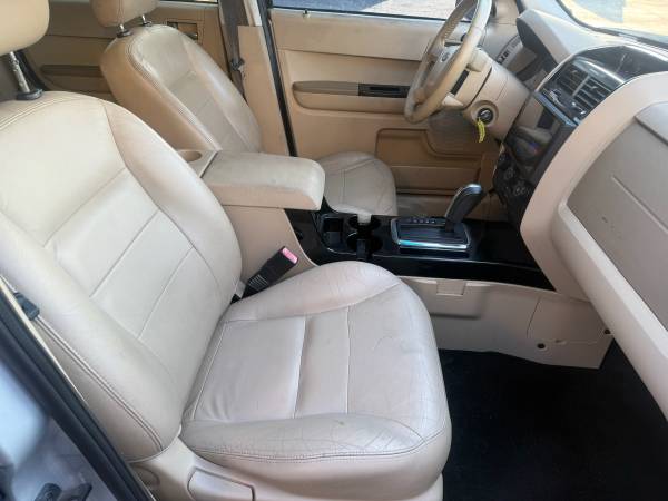 2008 Ford Escape Limited 4dr Front-wheel Drive Automatic — photo 10