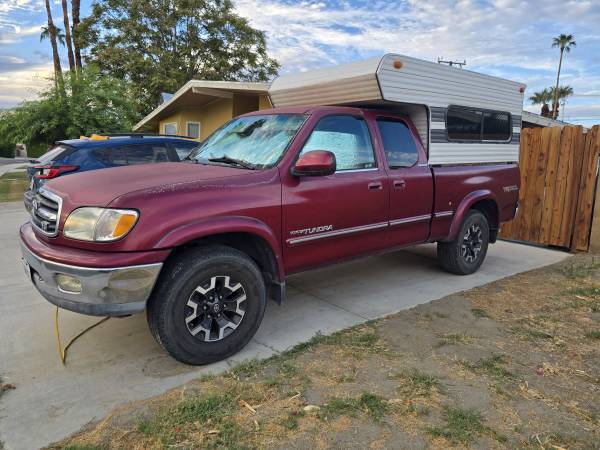 2000 Toyota Tundra SR5 V8 2dr 4x4 Regular Cab 8 ft. box Automatic — photo 2