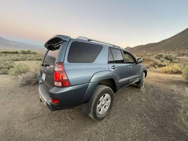 2003 Toyota 4runner Limited V8 4x2 Automatic — photo 2