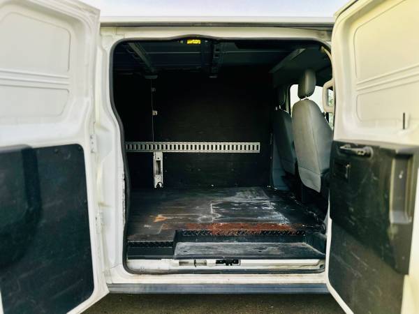 2016 Ford Transit-350 Base — photo 8