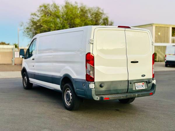 2016 Ford Transit-350 Base — photo 4