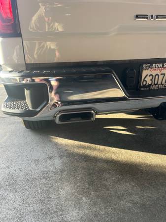 2024 GMC Sierra 1500 SLT — photo 3