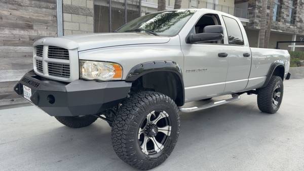 2003 Dodge RAM 2500 ST 4x4 Quad Cab 140.5 in. WB Manual — photo 2
