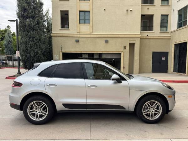 2017 Porsche Macan S 4dr All-wheel Drive Automatic — photo 7