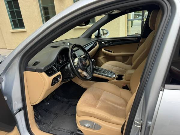 2017 Porsche Macan S 4dr All-wheel Drive Automatic — photo 11