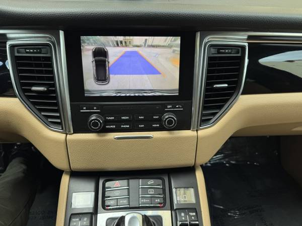 2017 Porsche Macan S 4dr All-wheel Drive Automatic — photo 10