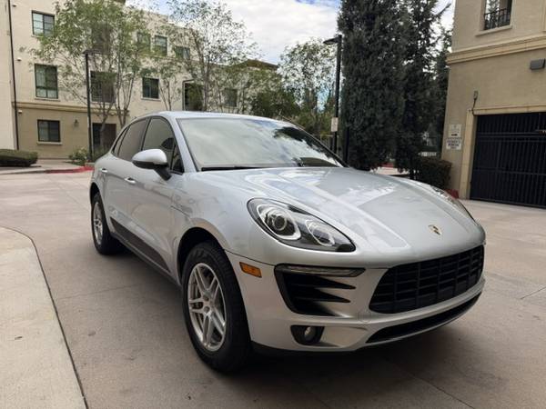 2017 Porsche Macan S 4dr All-wheel Drive Automatic — photo 3