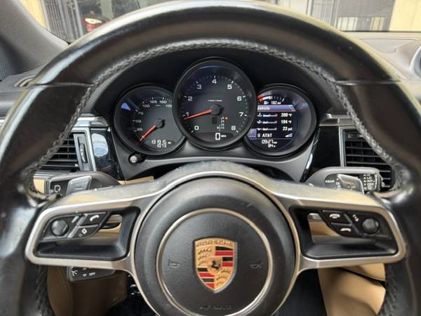 2017 Porsche Macan S 4dr All-wheel Drive Automatic — photo 9