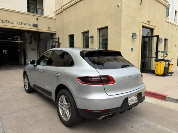 2017 Porsche Macan S 4dr All-wheel Drive Automatic — photo 6