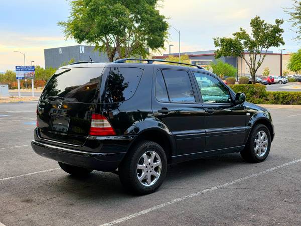 2000 Mercedes-Benz M-Class Base — photo 7