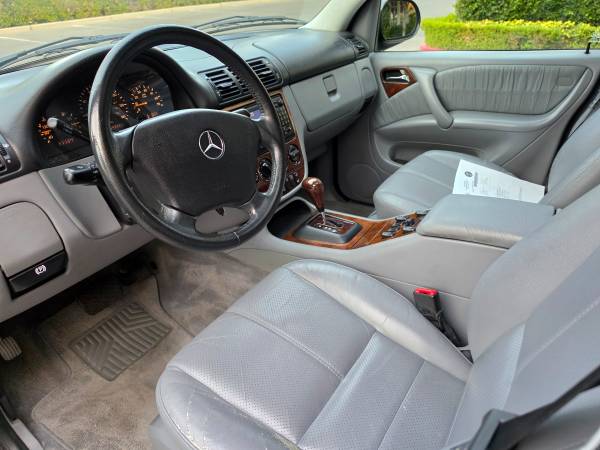 2000 Mercedes-Benz M-Class Base — photo 12