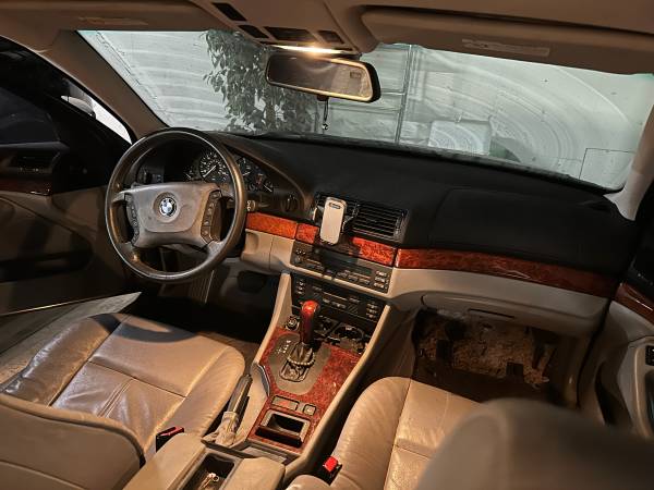 2003 BMW 530i Siver — photo 1