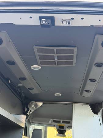 2016 Ford Transit-250 Base — photo 12