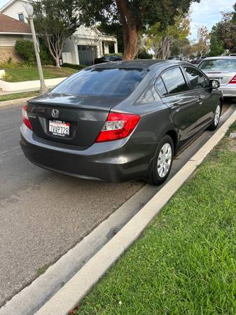2012 Honda Civic LX 2dr Coupe Automatic — photo 4