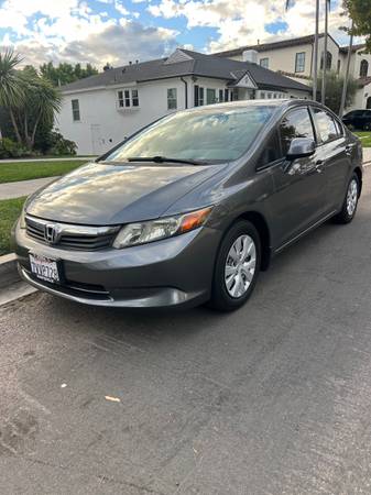 2012 Honda Civic LX 2dr Coupe Automatic — photo 2