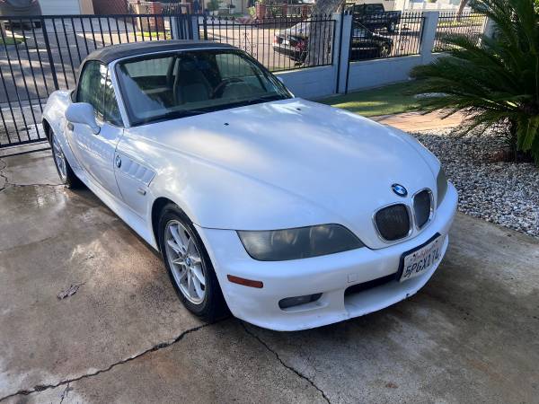 2000 BMW Z3 Convertable — photo 12