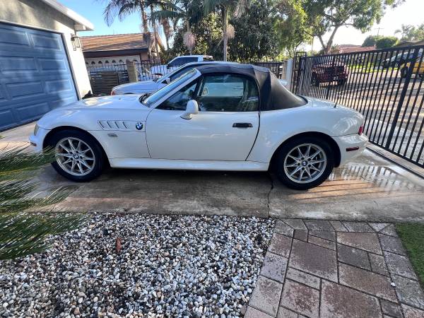 2000 BMW Z3 Convertable — photo 10