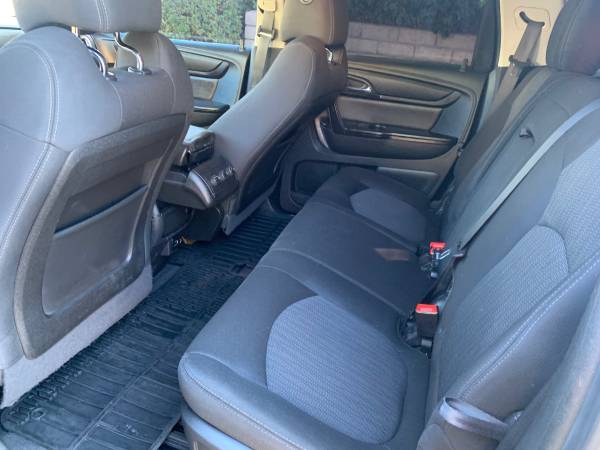 2017 Chevrolet Traverse LS All-wheel Drive Automatic — photo 5
